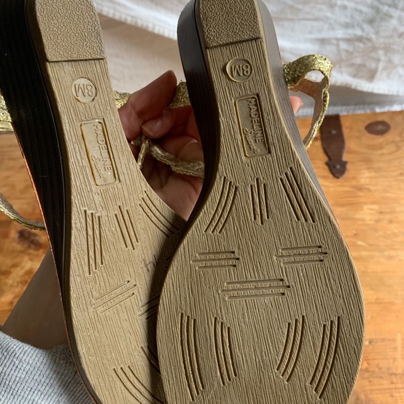 Madeline Stuart gold braid sparkle sandals - Picture 3 of 8